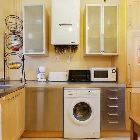 Private Apartment - Saint Germain - Rue De Rennes